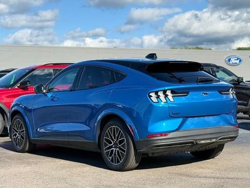 Used 2025 Ford Mustang Mach-E Premium AWD/4WD image 43