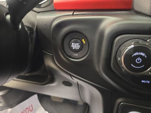 Used 2021 Jeep Wrangler Unlimited Rubicon w/ LED Lighting Group AWD/4WD image 27