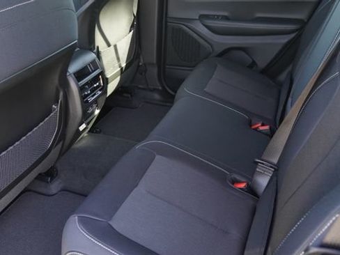 New 2026 Jeep Grand Cherokee Laredo X image 13