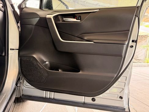 Used 2023 Toyota RAV4 XLE w/ Convenience Package image 30