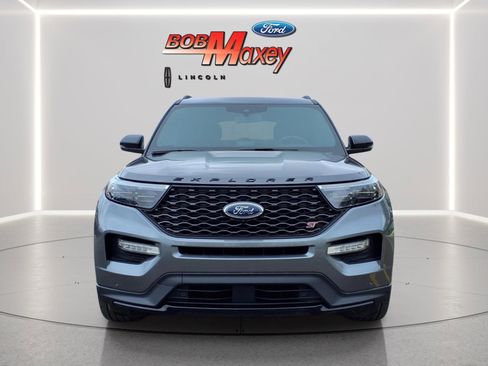 Used 2024 Ford Explorer ST w/ Equipment Group 401A AWD/4WD image 2