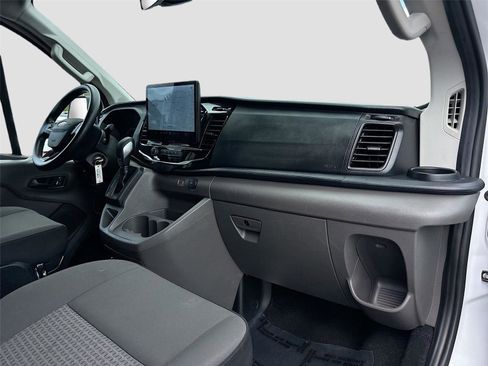 Used 2024 Ford Transit 350 XLT image 29