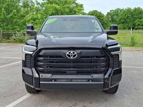 Certified 2022 Toyota Tundra SR5 w/ SR5 Convenience Package AWD/4WD image 2