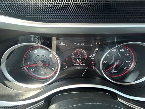 Used 2017 Dodge Charger SXT AWD/4WD image 10