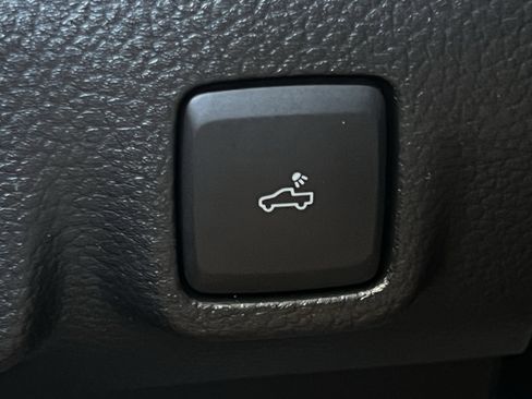 Used 2022 Ford Ranger XLT w/ Equipment Group 301A Mid image 43