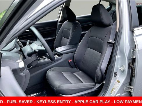 Used 2024 Nissan Altima 2.5 SV AWD/4WD image 19
