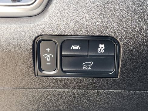 Certified 2023 Kia Sorento SX image 21