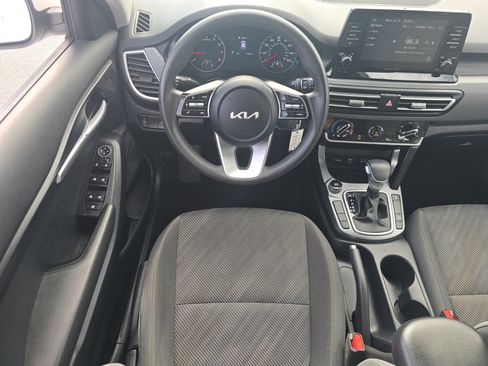 Used 2023 Kia Seltos LX AWD/4WD image 22