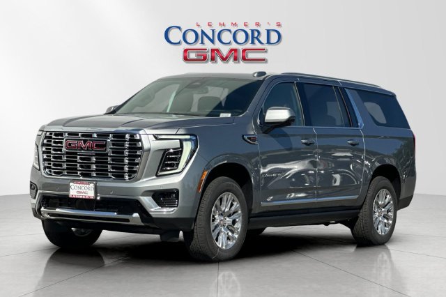 Used 2026 GMC Yukon XL Denali w/ Sun & Power Step Package AWD/4WD image 8