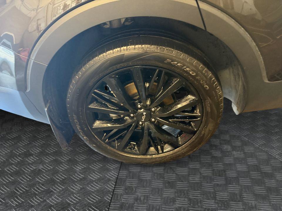 Used 2022 Kia Telluride SX w/ Towing Package FWD image 27