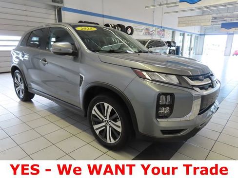 Used 2025 Mitsubishi Outlander Sport ES AWD/4WD image 16
