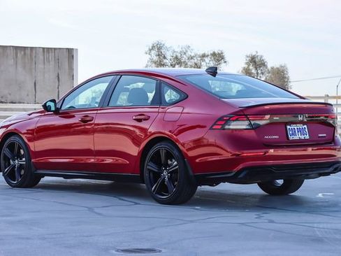 Used 2024 Honda Accord Sport image 6