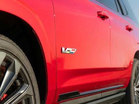 Used 2025 Cadillac Escalade V image 36