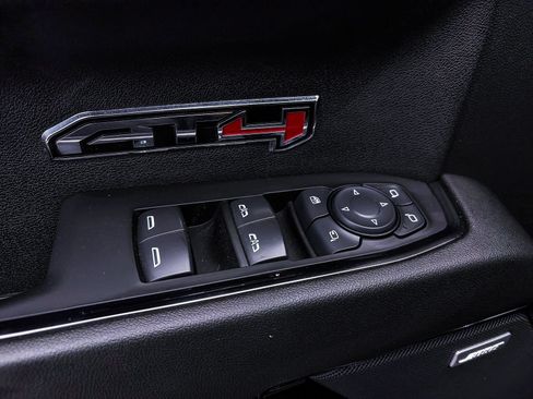 Used 2024 GMC Sierra 1500 AT4 w/ Technology Package AWD/4WD image 19