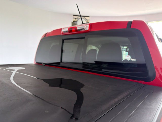Used 2018 Chevrolet Colorado Z71 AWD/4WD image 17