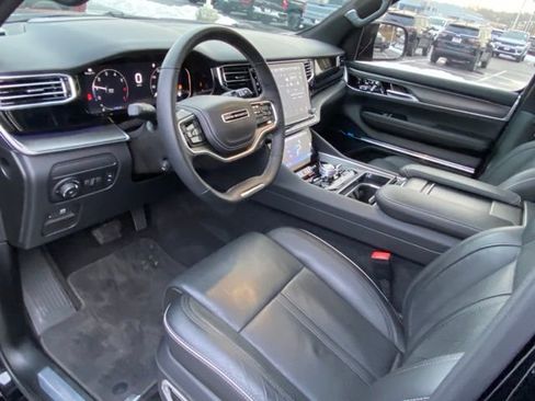 Used 2023 Jeep Grand Wagoneer Series II w/ Quick Order Packagew 28T image 13