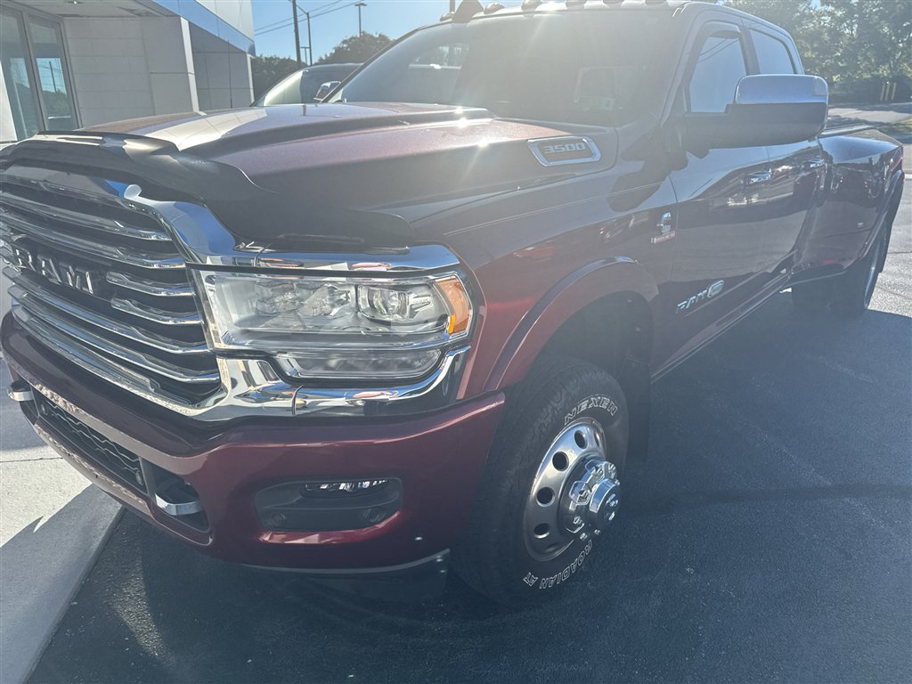 Used 2022 RAM 3500 Limited AWD/4WD image 3