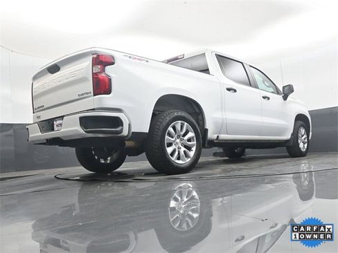 Used 2023 Chevrolet Silverado 1500 Custom image 36