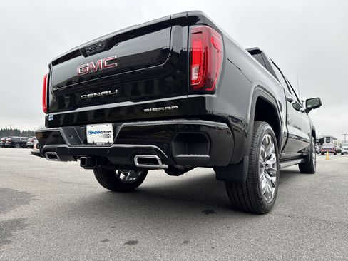 New 2026 GMC Sierra 1500 Denali image 10