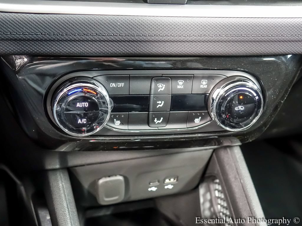 Used 2026 Chevrolet TrailBlazer LT w/ Convenience Package AWD/4WD image 16