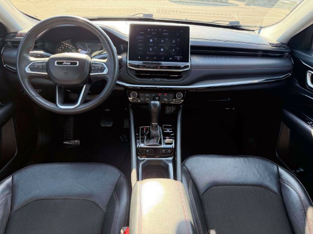 Certified 2022 Jeep Compass Trailhawk AWD/4WD image 12