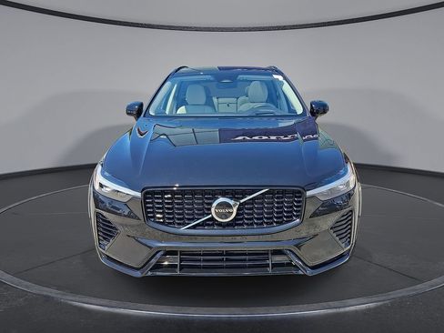 Used 2023 Volvo XC60 T8 Ultimate w/ Climate Package AWD/4WD image 35