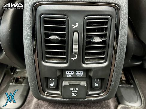 Used 2018 Dodge Durango SRT w/ SRT Interior Appearance Group AWD/4WD image 38