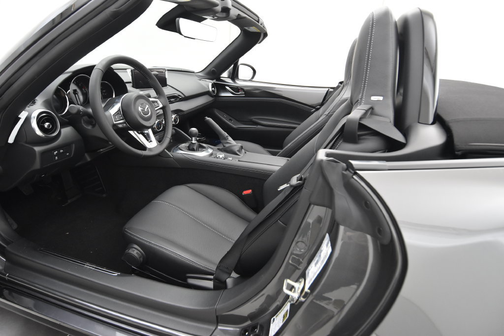 New 2026 MAZDA MX-5 Miata Grand Touring w/ Weather Package RWD image 24
