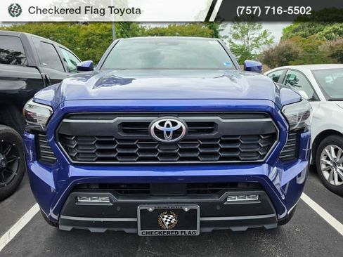 Used 2024 Toyota Tacoma TRD Off-Road w/ TRD Off Road Upgrade Package AWD/4WD image 2