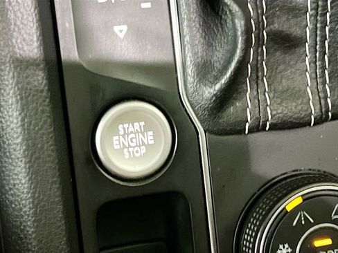Used 2021 Volkswagen Atlas SEL Premium AWD/4WD image 19