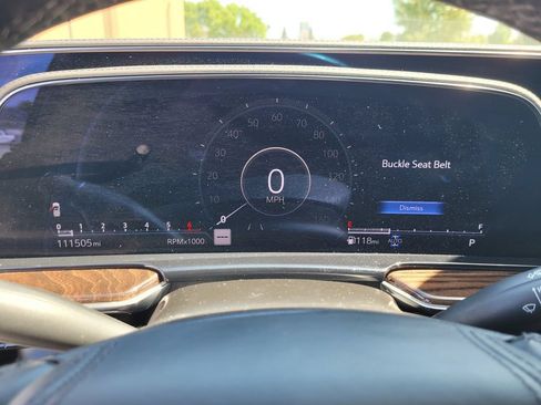 Used 2022 Cadillac Escalade ESV Sport Platinum w/ LPO, ONYX Package AWD/4WD image 33