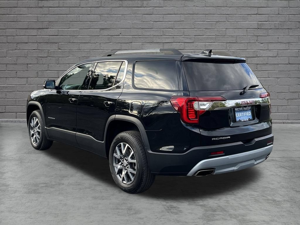 Certified 2023 GMC Acadia SLT FWD image 2