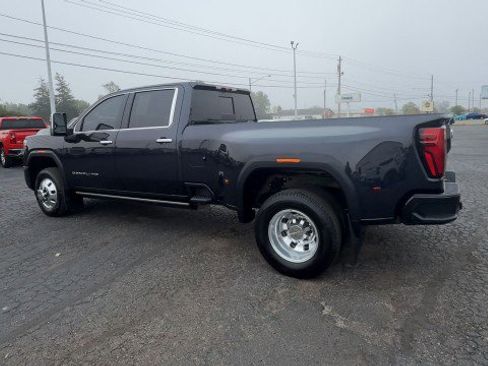 Used 2024 GMC Sierra 3500 Denali Ultimate image 6
