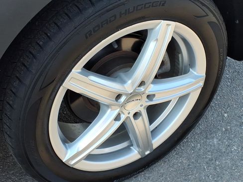 Used 2021 Nissan Kicks SV FWD image 11