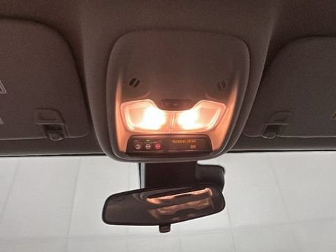 Used 2023 Buick Encore GX Select w/ Safety Package II AWD/4WD image 25