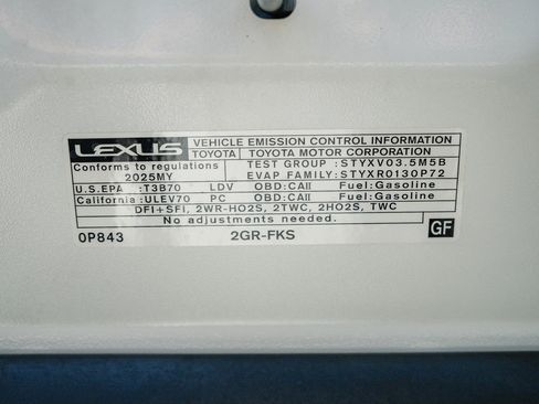 Used 2025 Lexus ES 350 w/ Premium Package FWD image 27