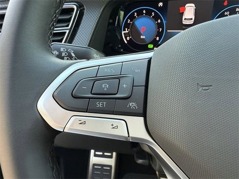 Certified 2025 Volkswagen Atlas Peak Edition SE image 14