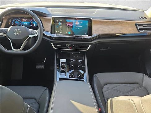 New 2026 Volkswagen Atlas SE image 15