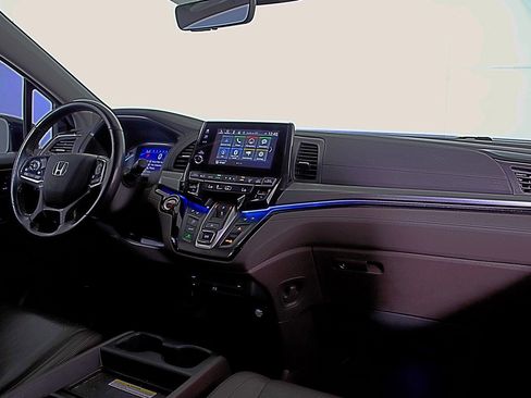 Used 2019 Honda Odyssey Elite image 15