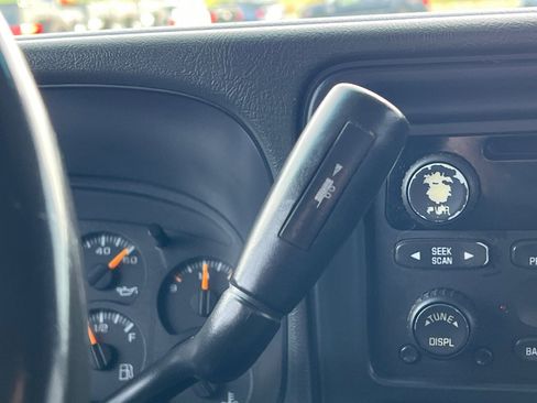 Used 2004 Chevrolet Silverado 1500 LS w/ Light Duty Power Package image 19