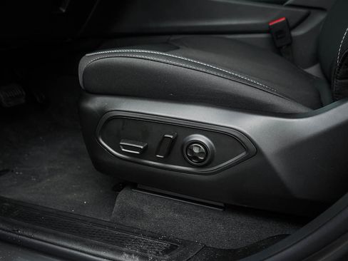 New 2025 Jeep Grand Cherokee Laredo X w/ Luxury Tech Group I image 20