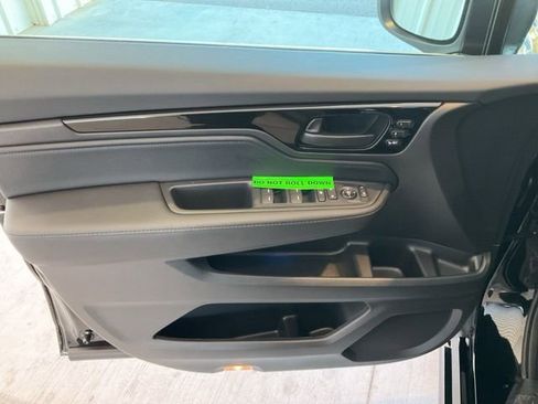 New 2026 Honda Odyssey Touring image 5