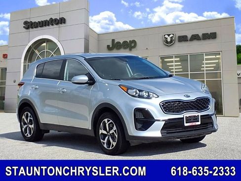 Used 2021 Kia Sportage LX image 1
