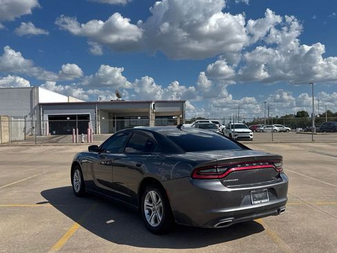 Used 2023 Dodge Charger SXT RWD image 18
