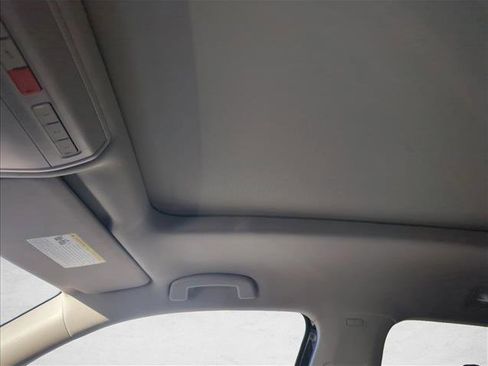 Used 2018 Volkswagen Atlas SEL image 11