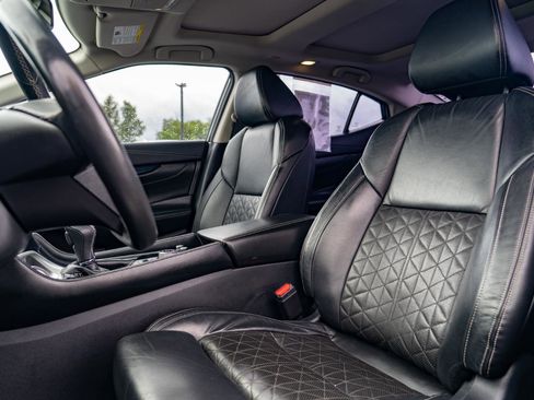 Used 2020 Nissan Maxima Platinum w/ Sport Mat Group FWD image 14
