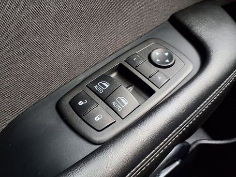 Used 2021 Dodge Challenger R/T w/ Blacktop Package image 22