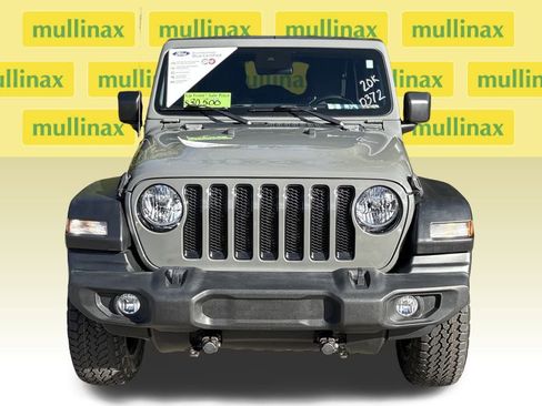 Used 2022 Jeep Wrangler Unlimited Sport image 14