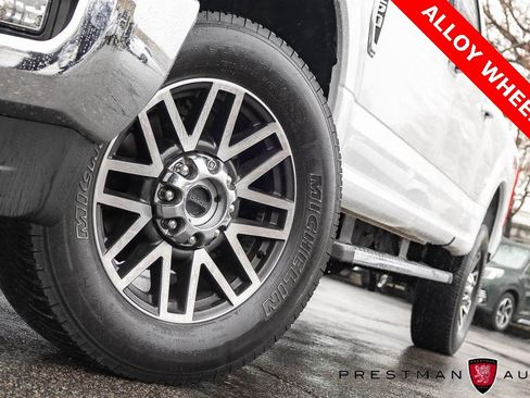 Used 2019 Ford F250 Lariat w/ Lariat Value Package image 13
