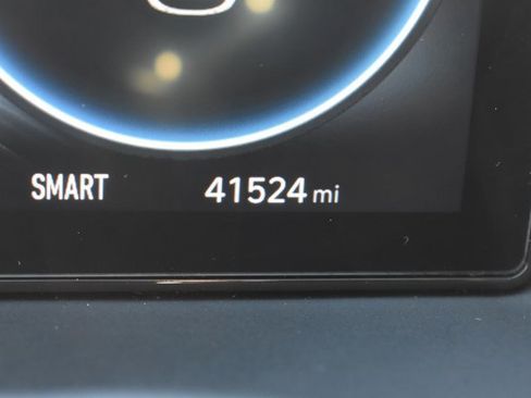 Used 2024 Hyundai Tucson Limited image 24